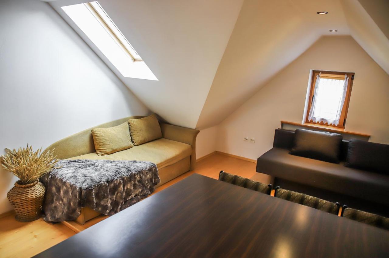 Lovely Apartment In City Center Of Jelenia Gora. Exterior foto